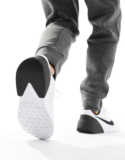 Nike Training Air Zoom 1 trainers in white and black, 3 of 5