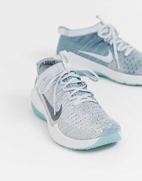 Nike Training – Air Zoom Fearless Flyknit 2 – Sneaker in Grau