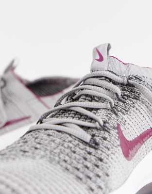 nike training air zoom fearless trainers in purple