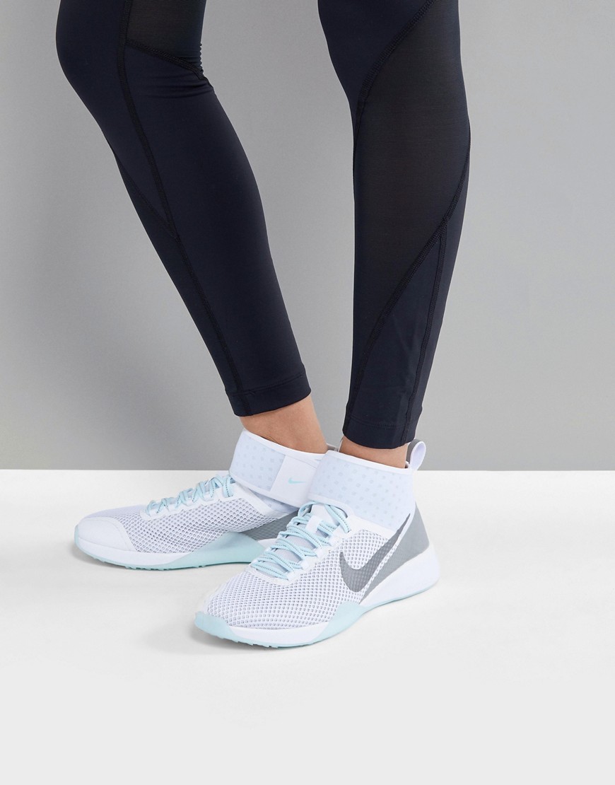 Nike – Training Air Zoom Strong 2 – Vita träningsskor