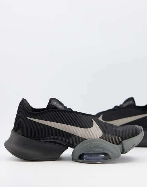 Nike Training – Air Zoom SuperRep 2 – Sneaker in Schwarz und Grau