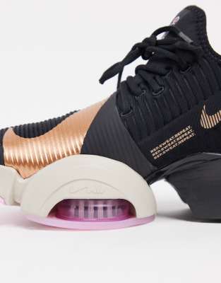 nike air zoom black and gold