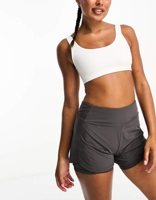 Nike Training – Alate Dri-FIT – BH in Weiß