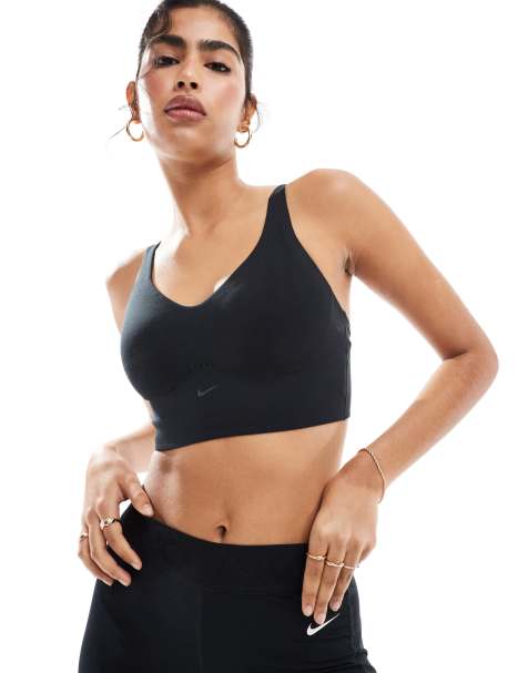 Nike Training – Alate – Sport-BH in Schwarz mit Neckholder und mittlerer Stützfunktion - view 1