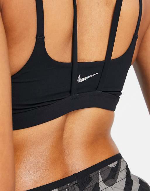 Nike Alate Trace Women's Light-Support Padded Strappy Sports Bra