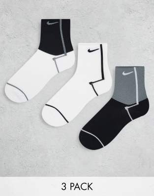 Nike Training ankle 3 pack of socks in grey, black and white - ASOS Price Checker