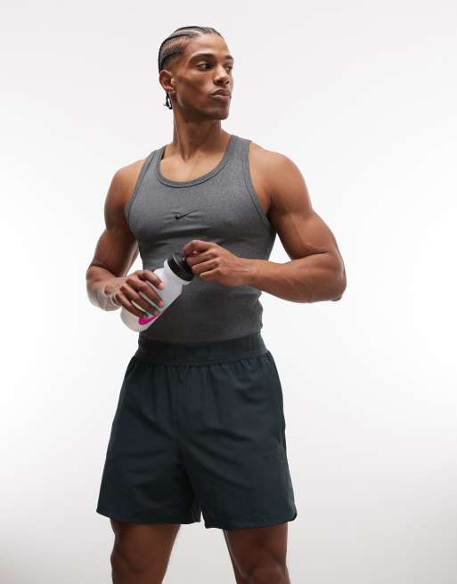 Nike Training – Athletic Club – Grått, ribbat linne, 2 av 5