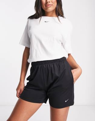 Attack 5-inch shorts in black