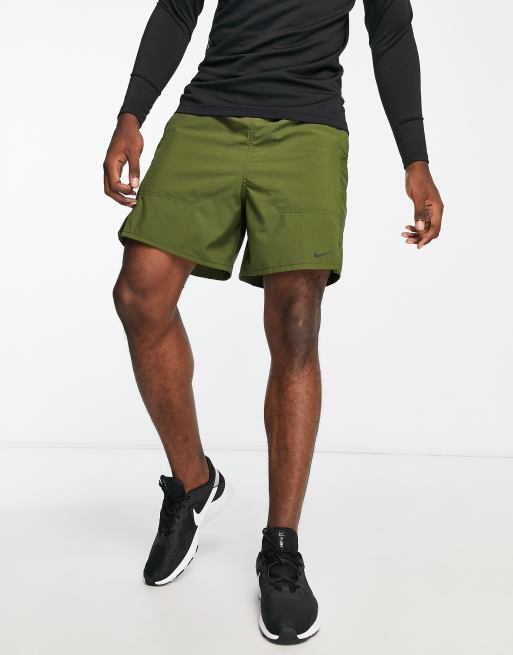 Nike therma fit store shorts