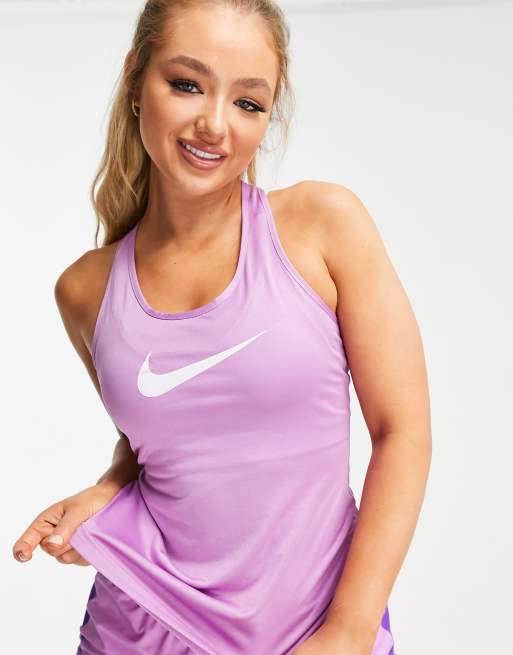 Nike – Training Balance – Lila sportlinne med Swoosh-logga
