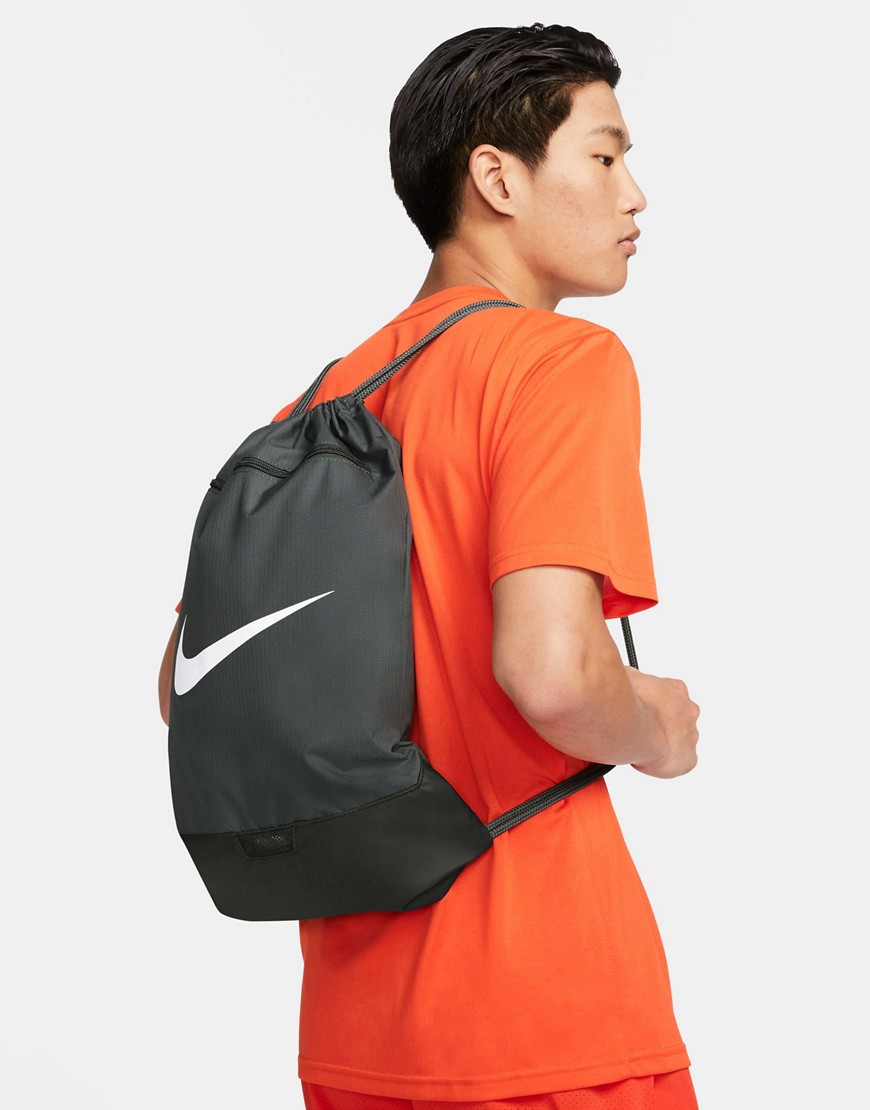 Nike Training Brasilia 9.5 drawstring bag in grey
