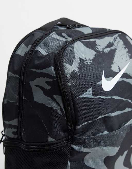 Nike camo sale backpack mens