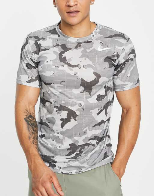 camo t shirt nike