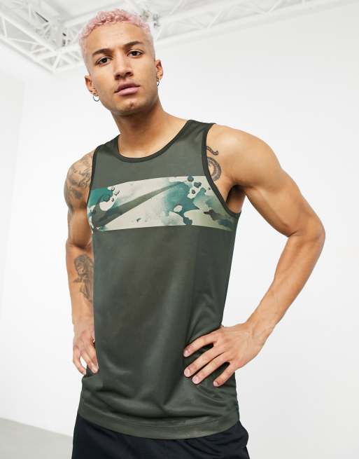 Nike store camo vest