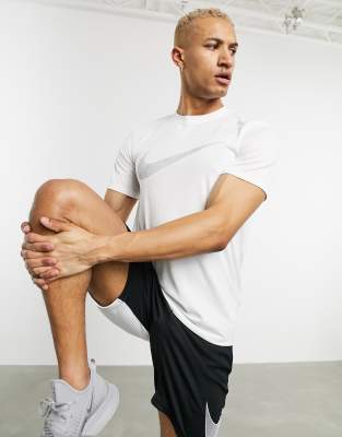 nike camo swoosh t shirt