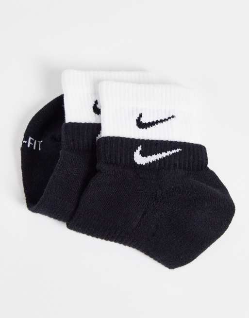 Nike Training Chaussettes double paisseur Noir