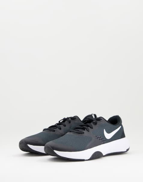 Nike - Training - City Rep - Sneakers in zwart - view 1