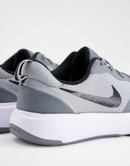 Grey nike store gym trainers