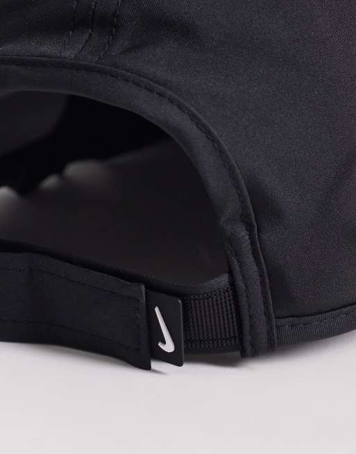 Nike Training Club cap with swoosh in black, 3 of 3