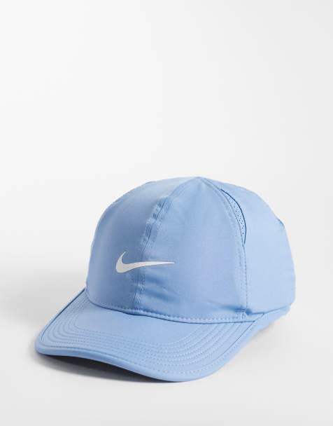 Nike Training Club cap with swoosh in light blue - view 1