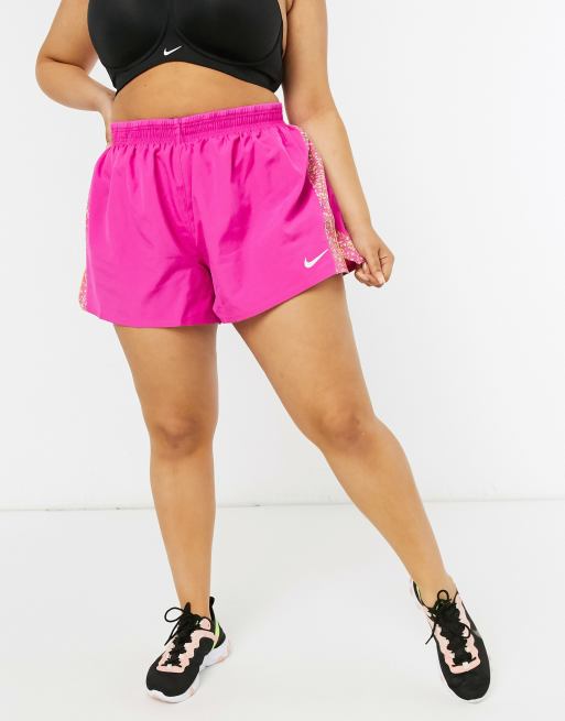 Nike icon clash hot sale shorts fire pink