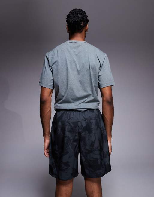 Nike Training Dri-Fit 7 inch shorts in marble, 4 of 5