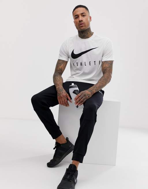 Nike shop athlete discount