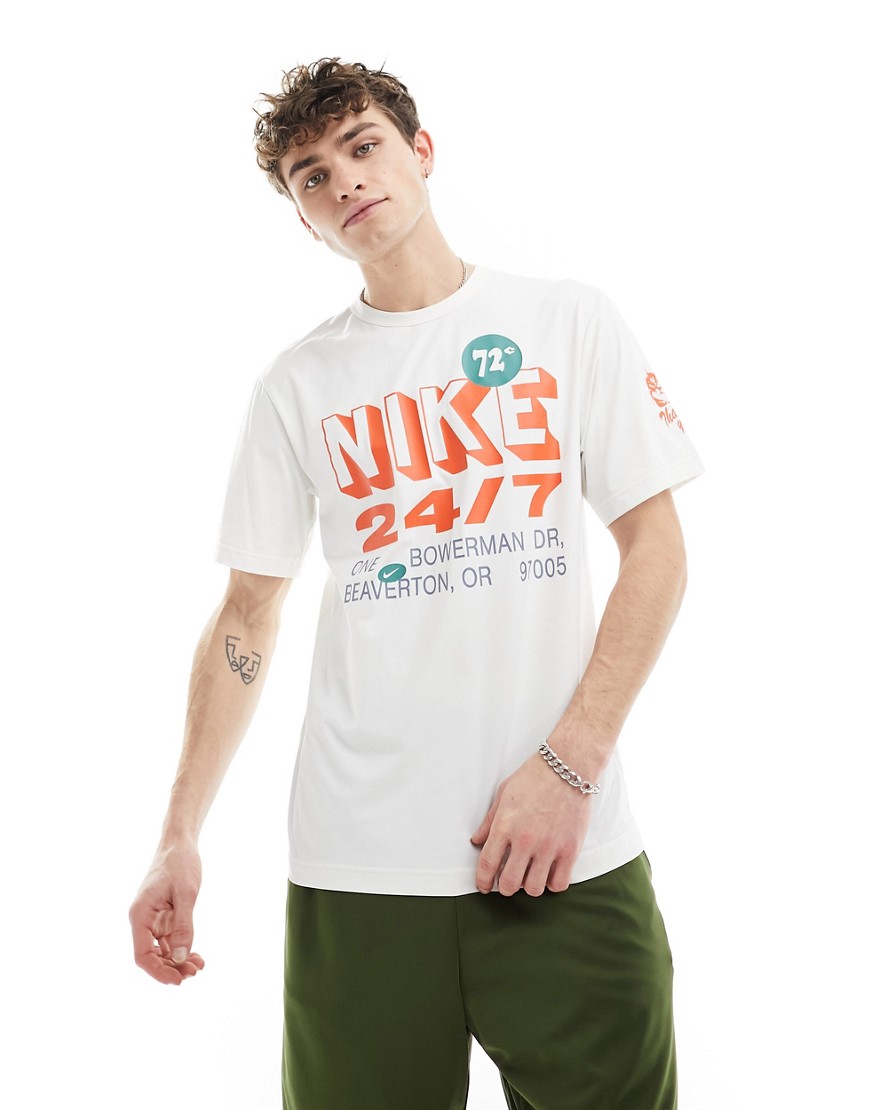 Dri-FIT bodega graphic t-shirt in white and orange