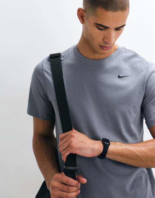 Nike Training Dri-FIT cotton t-shirt in grey, 3 of 5