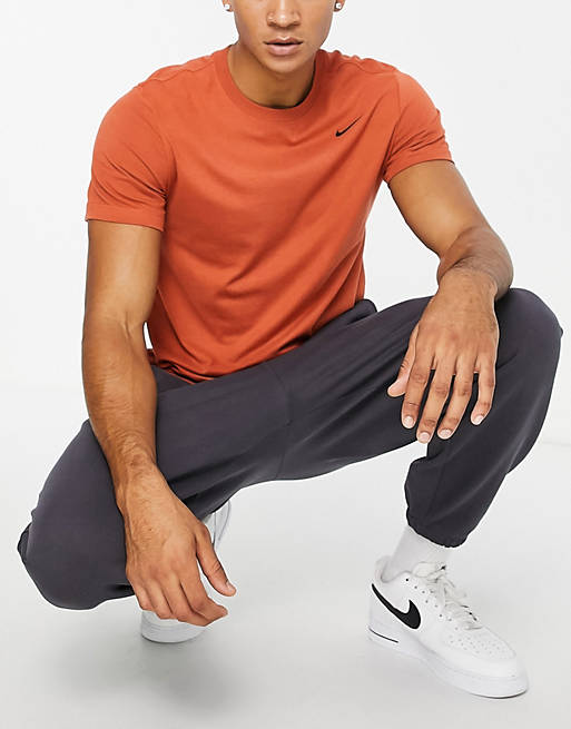 Men Nike Training Dri-FIT crewneck t-shirt in orange 