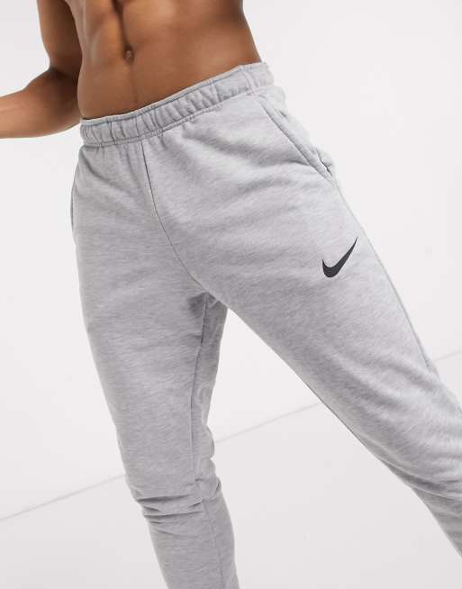 Nike Training - Dri-Fit - Grå tapered joggingbukser i fleece, 4 af 4