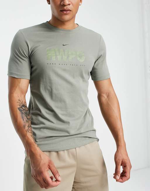 Nike athletic fit t shirt