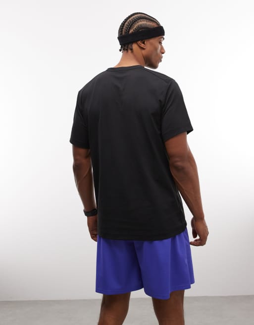 Nike Training Dri-FIT Hyverse UV t-shirt in black, 3 of 5