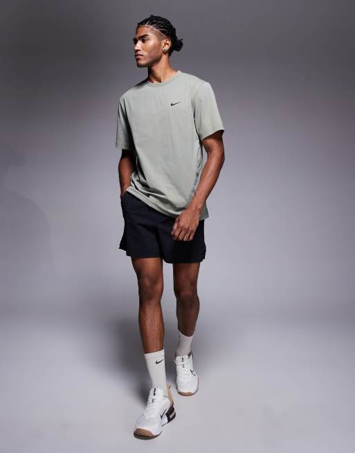 Nike Training Dri-FIT Hyverse UV t-shirt in light khaki, 4 of 4