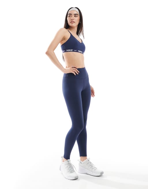 Nike Training - Dri-FIT - Indy - Sport bh met lichte ondersteuning in marineblauw, 3 van 4