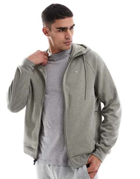Nike Training – Dri-FIT – Kapuzenpullover in hellem Khaki - view 1