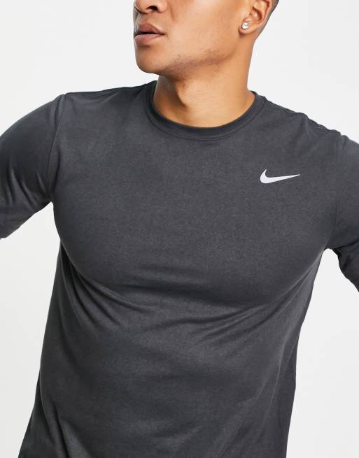 Dark grey on sale nike t shirt