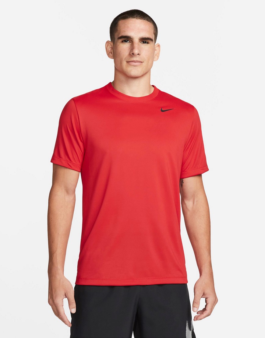 Dri-FIT Legend t-shirt in red