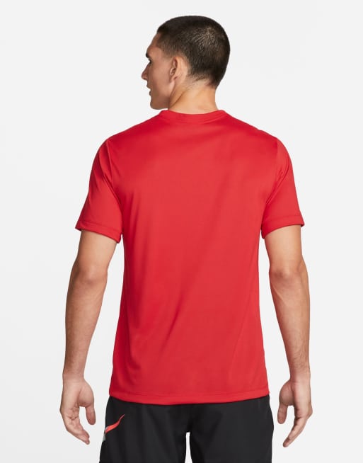 Nike Training Dri-FIT Legend t-shirt in red, 3 of 4