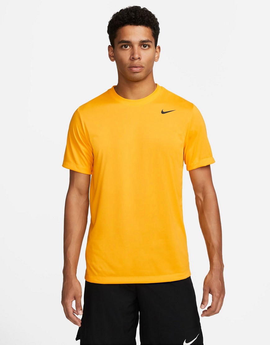 Dri-FIT Legend t-shirt in yellow