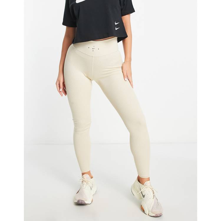 Cream on sale nike leggings