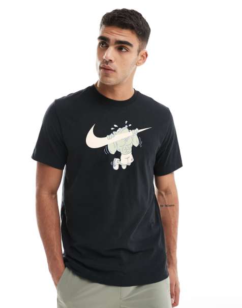 Nike Training - Dri-FIT Pull Up - Sort T-shirt med grafisk print - view 1