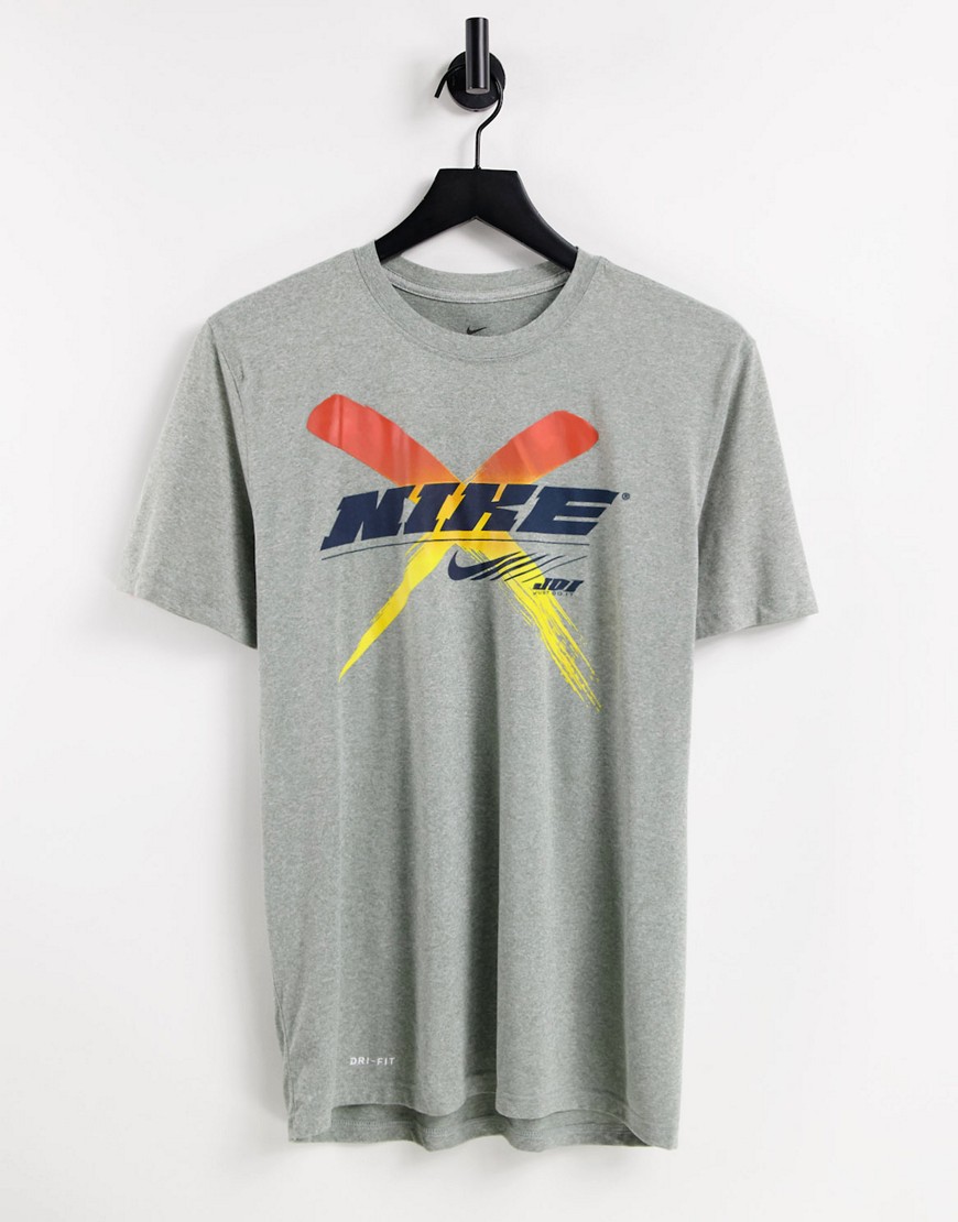 Nike Training Dri-FIT SC t-shirt in Gray-Grey