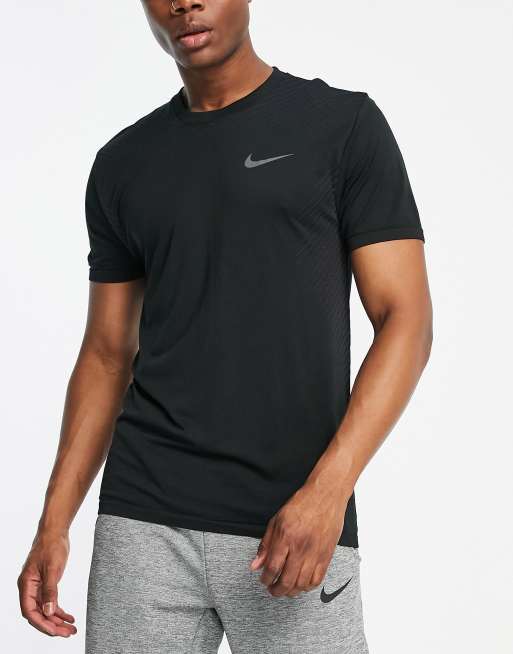 Black nike dri fit hot sale shirt