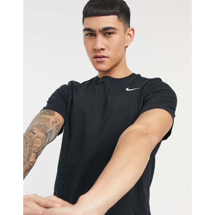 Nike Men Black Solid Ss Compression Tight Fit Dri-FIT Round Neck Training  T-Shirt