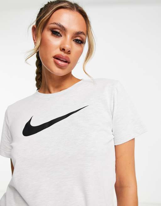 Training Dri-FIT Swoosh t-shirt in off white ASOS