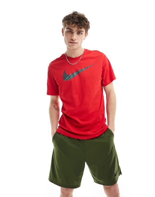 Nike t shirt red hot sale swoosh