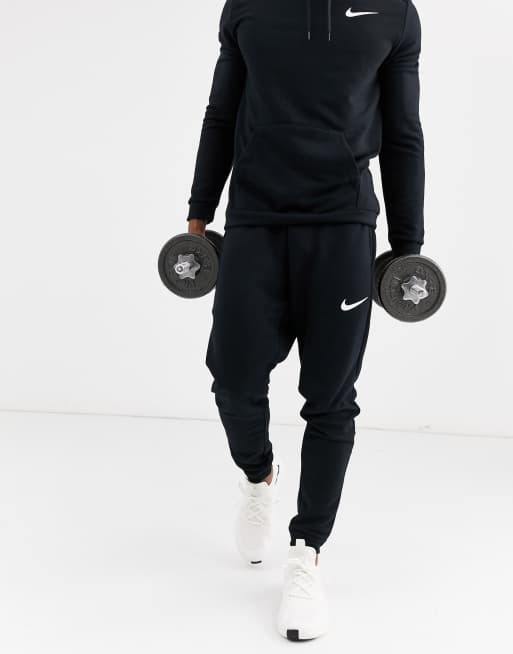 Black nike outlet slim fit joggers