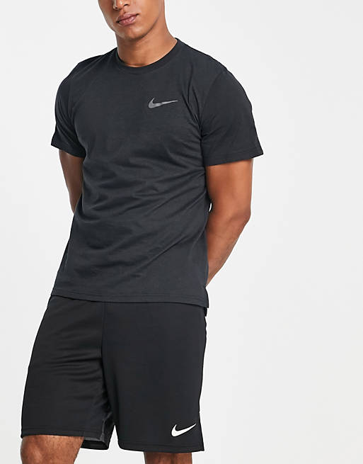 toevoegen dennenboom Lagere school Nike Training Dri-FIT top in black | ASOS