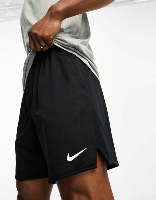 Nike black 2024 training shorts